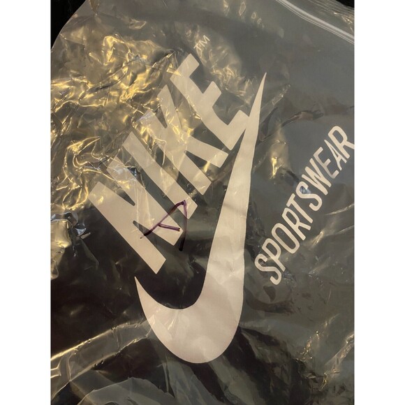 Nike The Nike Tee Black Size M Medium Shirt BV1997-00A Nice! 100% Cotton - Picture 7 of 7